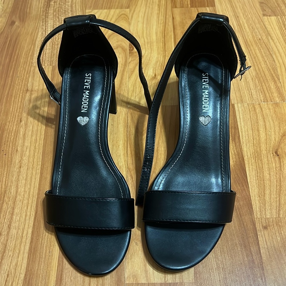 Black Steve Madden heels